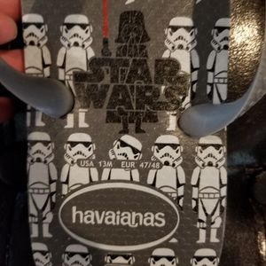 Mens size 13 star wars havianas